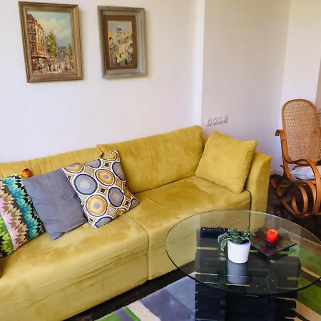 Apartment Sweet In The Heart Of